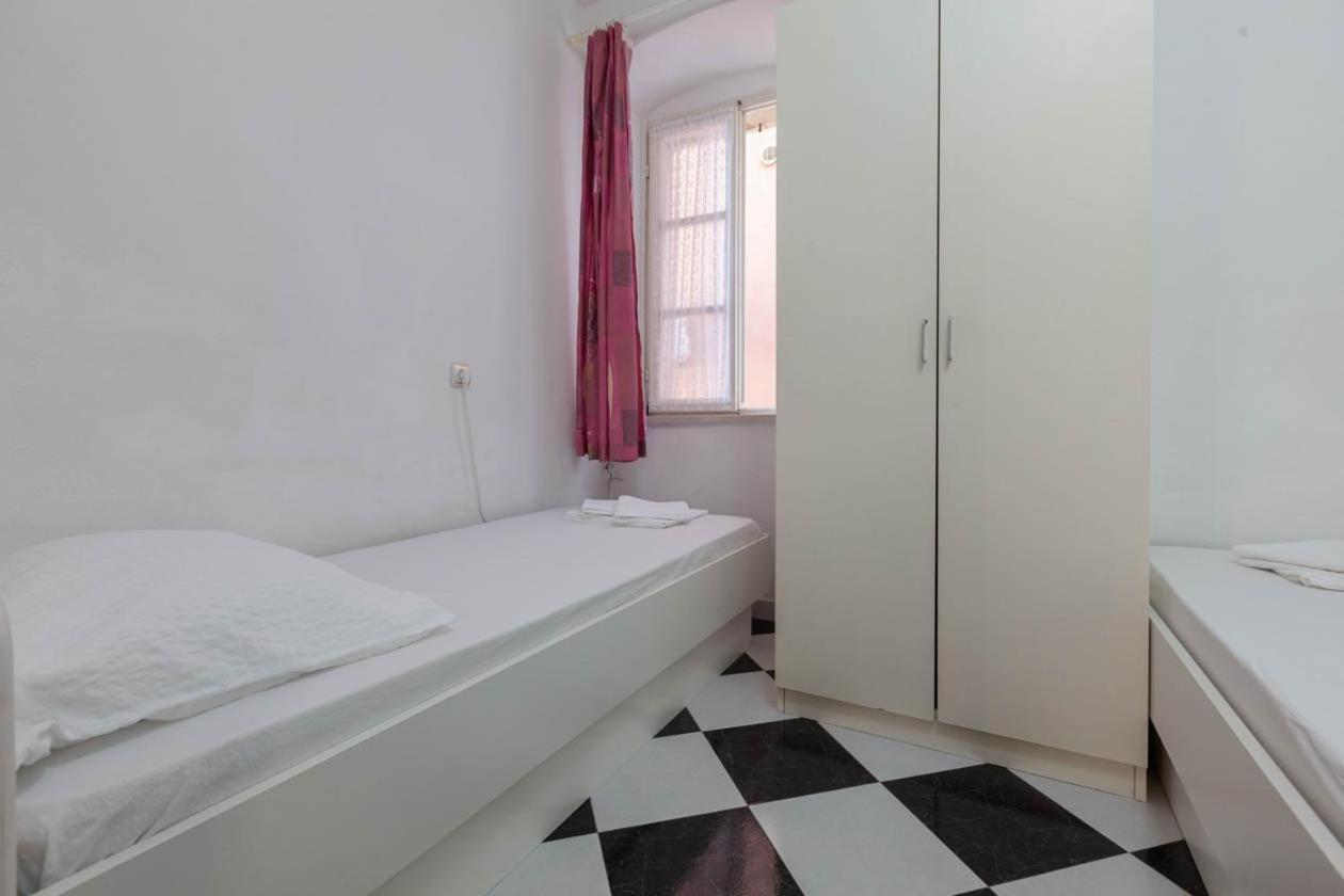 Apartmani Marija Podgora Eksteriør bilde